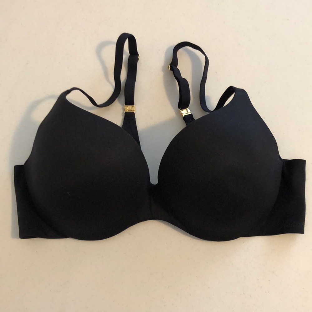 Victoria’s Secret black bra